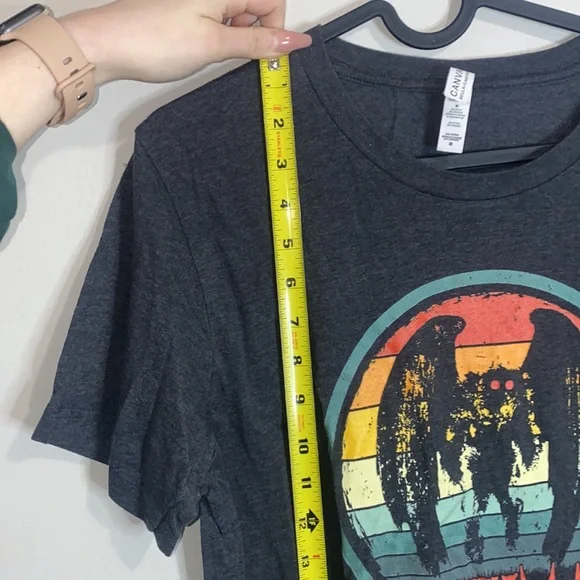 🎱Vintage style Moth man dark grey tee! - Picture 5 of 7